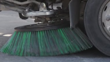 fırça sokak temizlik makinesi detayı
