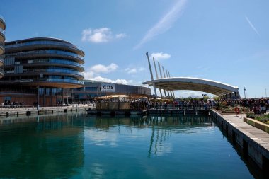 GENOA, İtalya - 26 Nisan 2025 - Euroflora 2025 Uluslararası Çiçek Fuarı ve Süs Bitkileri Sergisi. Akdeniz 'in ve dünyanın önde gelen çiçek fuarlarından biri olarak kabul edilir.