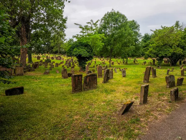 Solucan Yahudi tarihi mezarlığı, Almanya