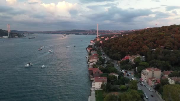 Istanbul Turkiet 2022 Turkiska Fartyg Och Yachter Seglar Bosporen Marin — Stockvideo