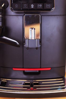 Kahve yapmak için ofis kahve makinesi. Evde kullanmak için plastik kahve makinesi. İstanbul Kahve Makinesi Sergisi