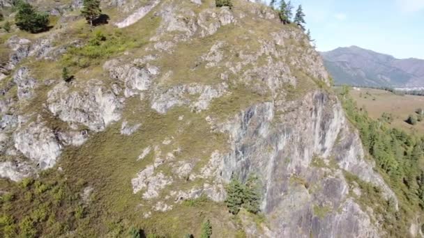 Prachtige Panoramische Opname Van Besneeuwde Altai Bergen Pieken Bewolkte Lucht — Stockvideo
