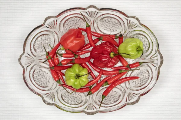 Hot Spicy Scotch Bonnet Jalapeno Chili Peppers Cut Glass Bowl — Stock Photo, Image