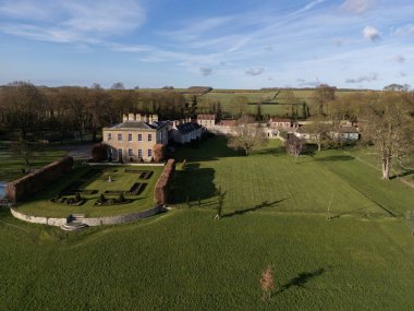 İngiltere 'nin kuzeydoğusundaki Langton Malikanesi' nin havadan görüntüsü..