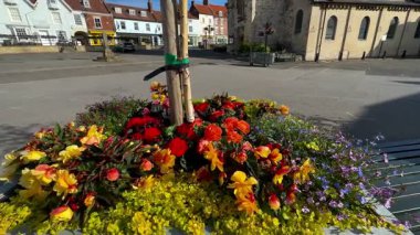 İngiltere 'nin kuzeydoğusundaki Kuzey Yorkshire pazar kasabası Malton' da sokak manzarası