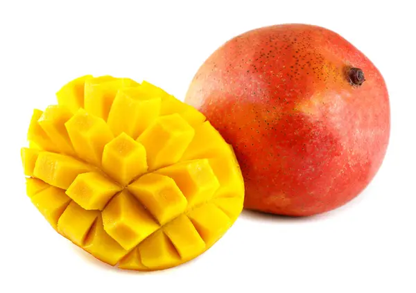 Beyaz bir arka plan üzerinde bölüm ile mango. dosya kesmek için bir yol içerir..