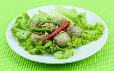 Fıstık ve dolum domuz buğulama tapioca balls
