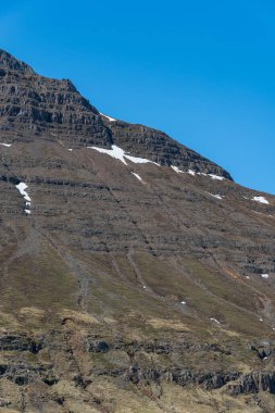 Dağ ve gökyüzü - Seydisfjordur - İzlanda - 20 Mayıs - 2023