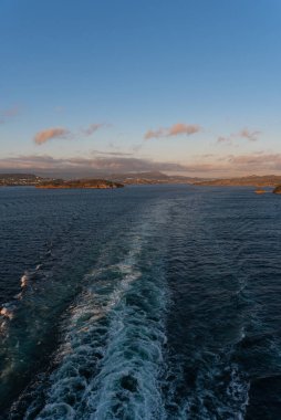 Deniz dalgalarının güzel fotoğrafı