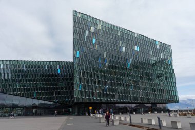 Reykjavk İzlanda - 13 Haziran 2023 - Harpa Reykjavik Konser Salonu ve Konferans Merkezi