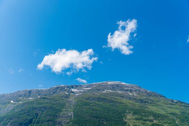 Olden - Norveç - 28 Haziran 2023 - Dağ