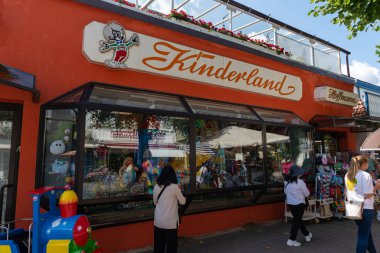 Warnemunde - Almanya - 17 Temmuz - 2023