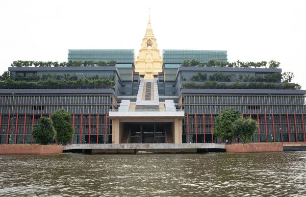 新议会大楼Sappaya Sapasathan 泰国议会 靠近泰国曼谷Chapraya河 — 图库照片