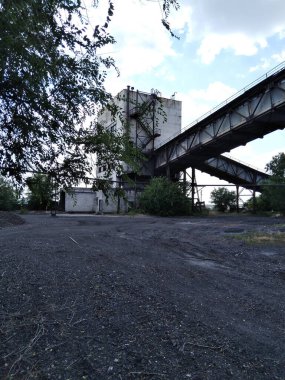 Terk edilmiş kömür madeni. Terk Edilmiş Sanayi Bölgesi.