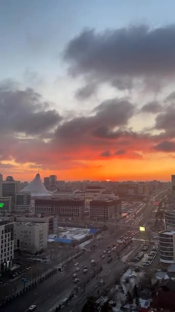 Vista Uma Das Ruas Centrais Astana Cidade Pôr Sol Astana — Vídeo de Stock