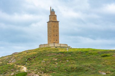 İspanyol kasabası A Coruna 'daki Herkül Deniz Feneri Kulesi.