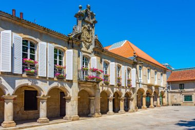 İspanya, Pontevedra 'daki Pazo de Mugartegui tarihi binası.