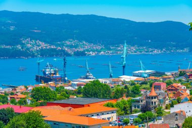 İspanyol kasabası Vigo 'nun hava manzarası.