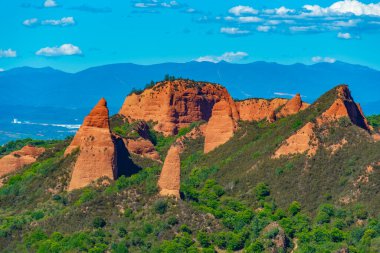 Las Medulas - İspanya 'da Ponferrada yakınlarında antik altın madeni.