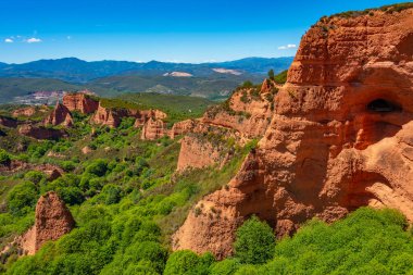 Las Medulas - İspanya 'da Ponferrada yakınlarında antik altın madeni.