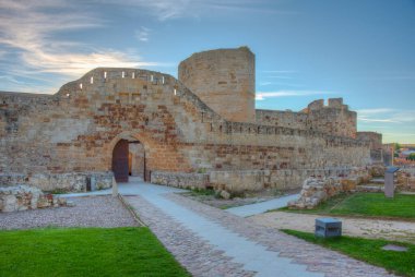 İspanya 'daki Zamora kalesinin manzarası.