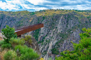 İspanya 'daki Mirador del Fraile bakış açısında gözcü platformu.