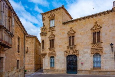 İspanyol şehri Ciudad Rodrigo 'daki Casa de La Marquesa de Cartago' da..