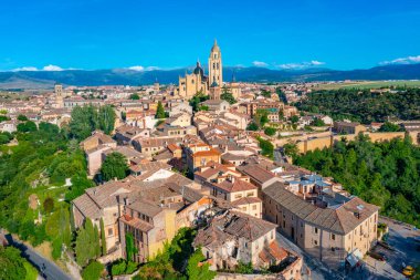 İspanya 'nın Segovia kentinin Panorama manzarası.