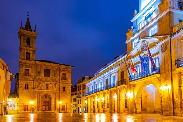 Nachtzicht Van Iglesia San Isidoro Real Spaanse Stad Oviedo — Stockfoto