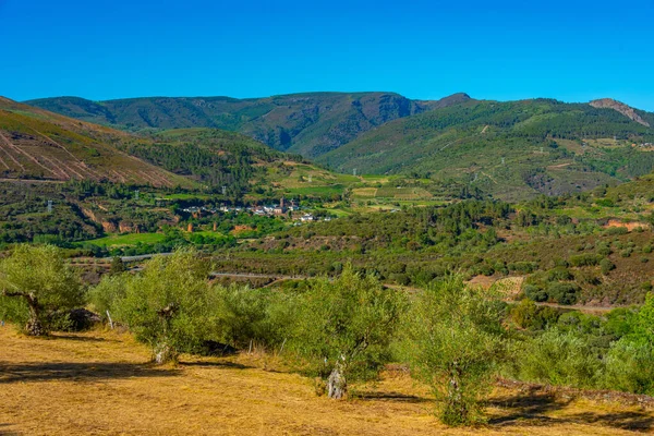 スペインのモンテファルド村の空中写真 — ストック写真