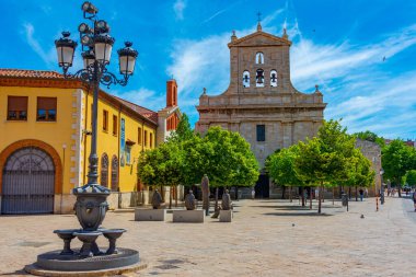 İspanyol kasabası Palencia 'daki San Pablo Kilisesi.