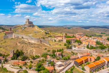 İspanyol şehri Atienza 'nın hava manzarası.