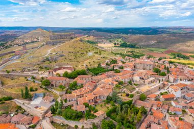 İspanyol şehri Atienza 'nın hava manzarası.