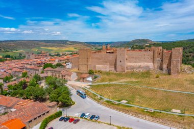 İspanya 'daki Siguenza Piskoposları Şatosu.