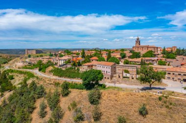 İspanya 'nın Medinaceli kentinin Panorama manzarası.