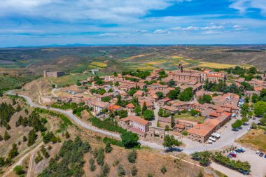 İspanya 'nın Medinaceli kentinin Panorama manzarası.