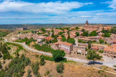 İspanya 'nın Medinaceli kentinin Panorama manzarası.