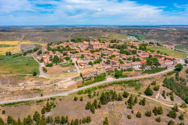 İspanya 'nın Medinaceli kentinin Panorama manzarası.