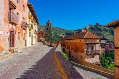 İspanya 'daki Albarakin katedralinin manzarası.