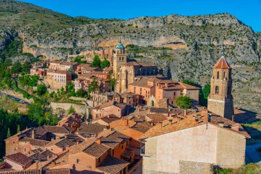 İspanyol şehri Albarracin 'in Panorama manzarası.