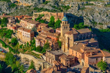 İspanyol şehri Albarracin 'in Panorama manzarası.