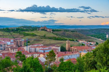 İspanyol kasabası Soria 'nın Panorama manzarası.