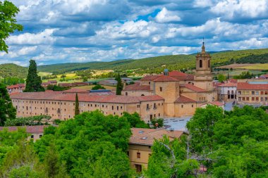 İspanya 'daki Santo Domingo de Silos manastırı manzarası.