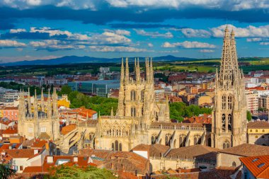 Burgos, İspanya 'nın günbatımı manzarası.