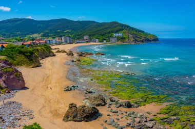 Playa de Bakio 'nun İspanya' daki hava manzarası.