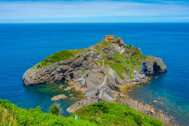 Bilbao, İspanya yakınlarındaki San Juan de Gaztelugatxe Kilisesi.