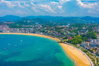 Monte Igueldo, İspanya 'dan San Sebastian' ın Panorama manzarası.