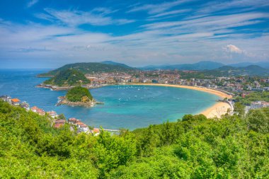 Monte Igueldo, İspanya 'dan San Sebastian' ın Panorama manzarası.