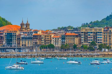 İspanyol limanı San Sebastian, İspanya.