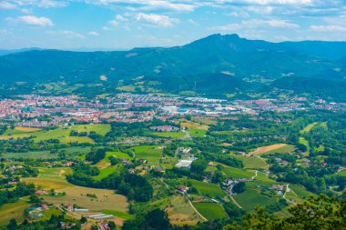 İspanya ile Fransa sınırındaki Irun ve Hendaye kasabalarının Panorama manzarası.